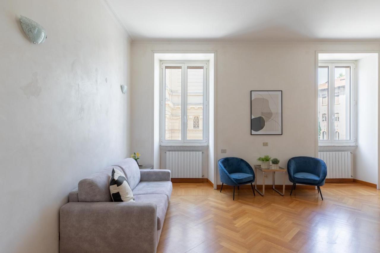 Iflat Synagogue At Your Feet Rom Exteriör bild