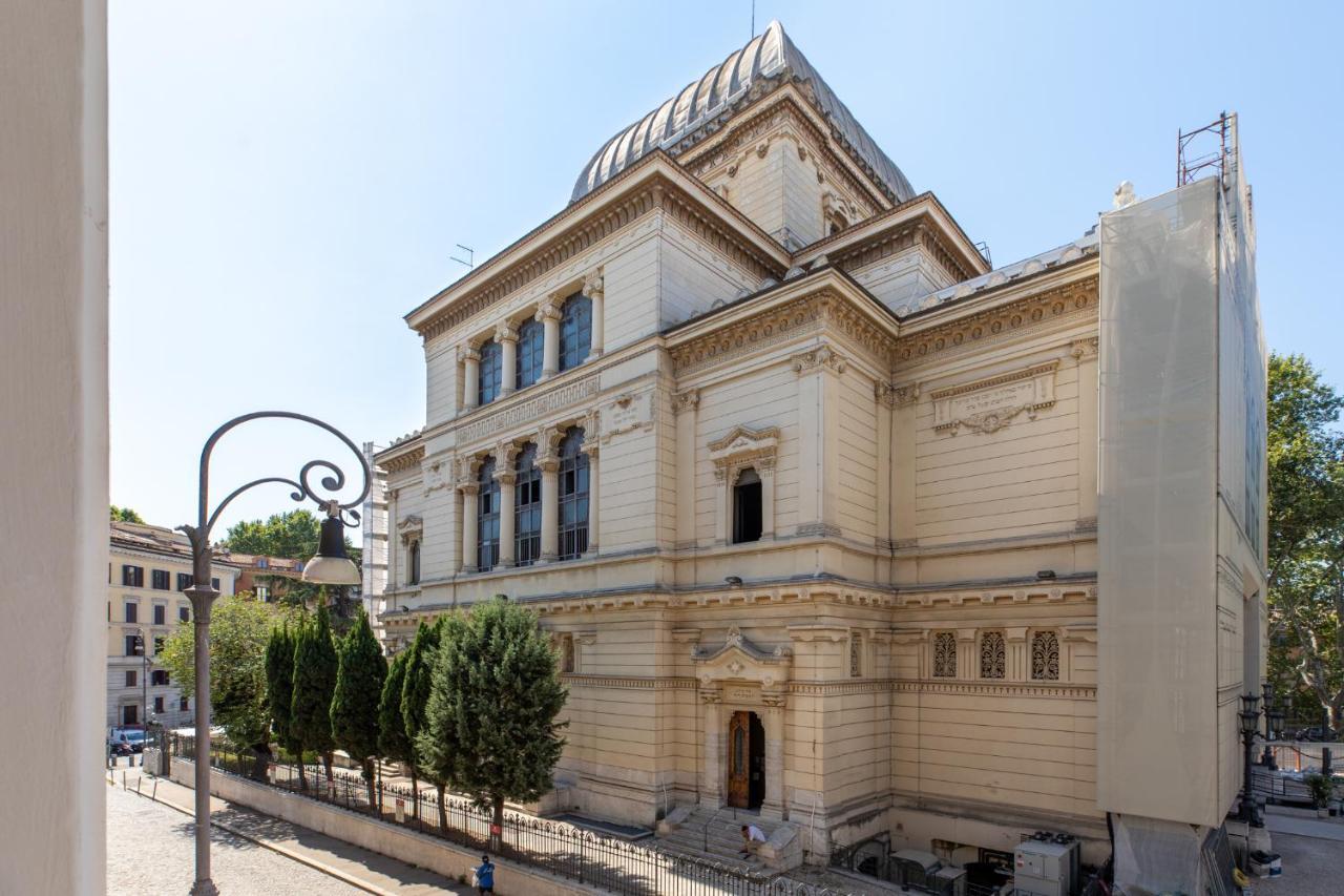 Iflat Synagogue At Your Feet Rom Exteriör bild